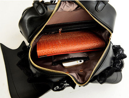 Thumbnail: Bat wings backpack