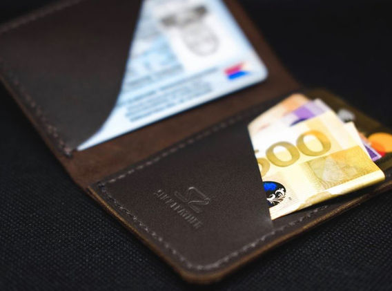 Slick Leather_Bifold Wallet_dark brown.jpeg