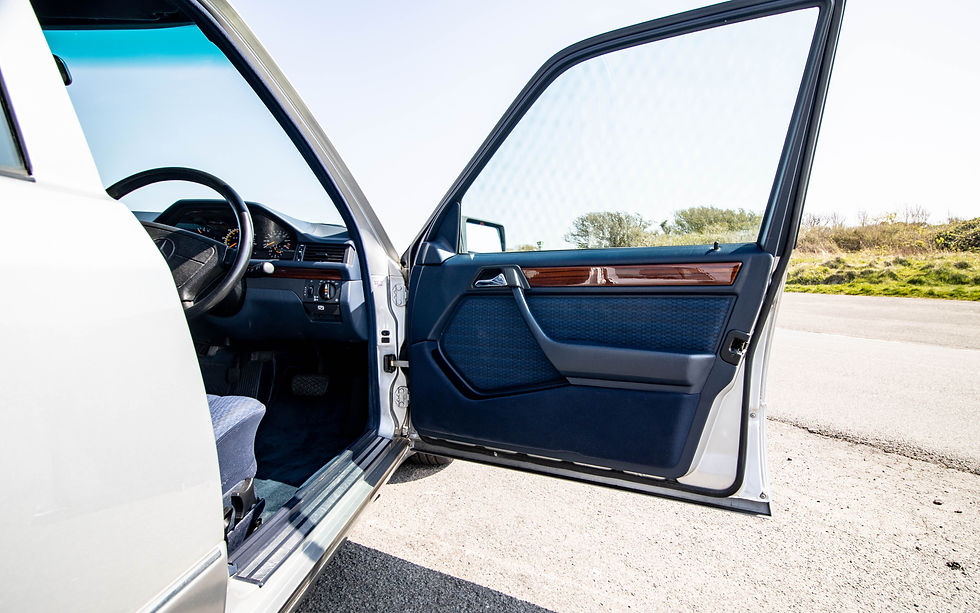 Thumbnail: 1993 Mercedes Benz 280E