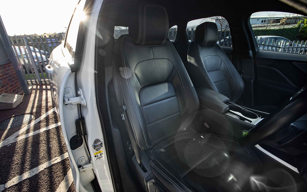 Thumbnail: 2016 Jaguar F Pace 2.0d AWD