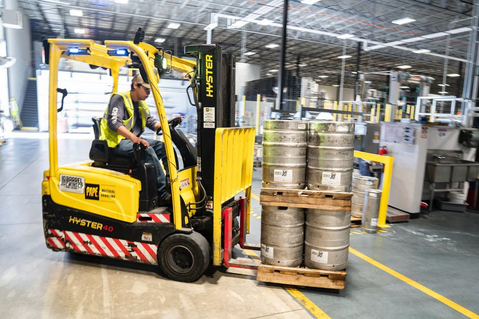 What to Pay Attention to When Choosing Forklift for Rental Purposes