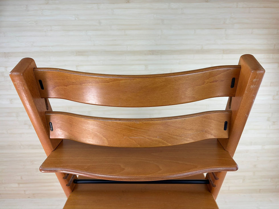 Miniaturbild: Stokke® Tripp Trapp inkl. Babyset & Kissen / Kirsche / abgenutzter Zustand