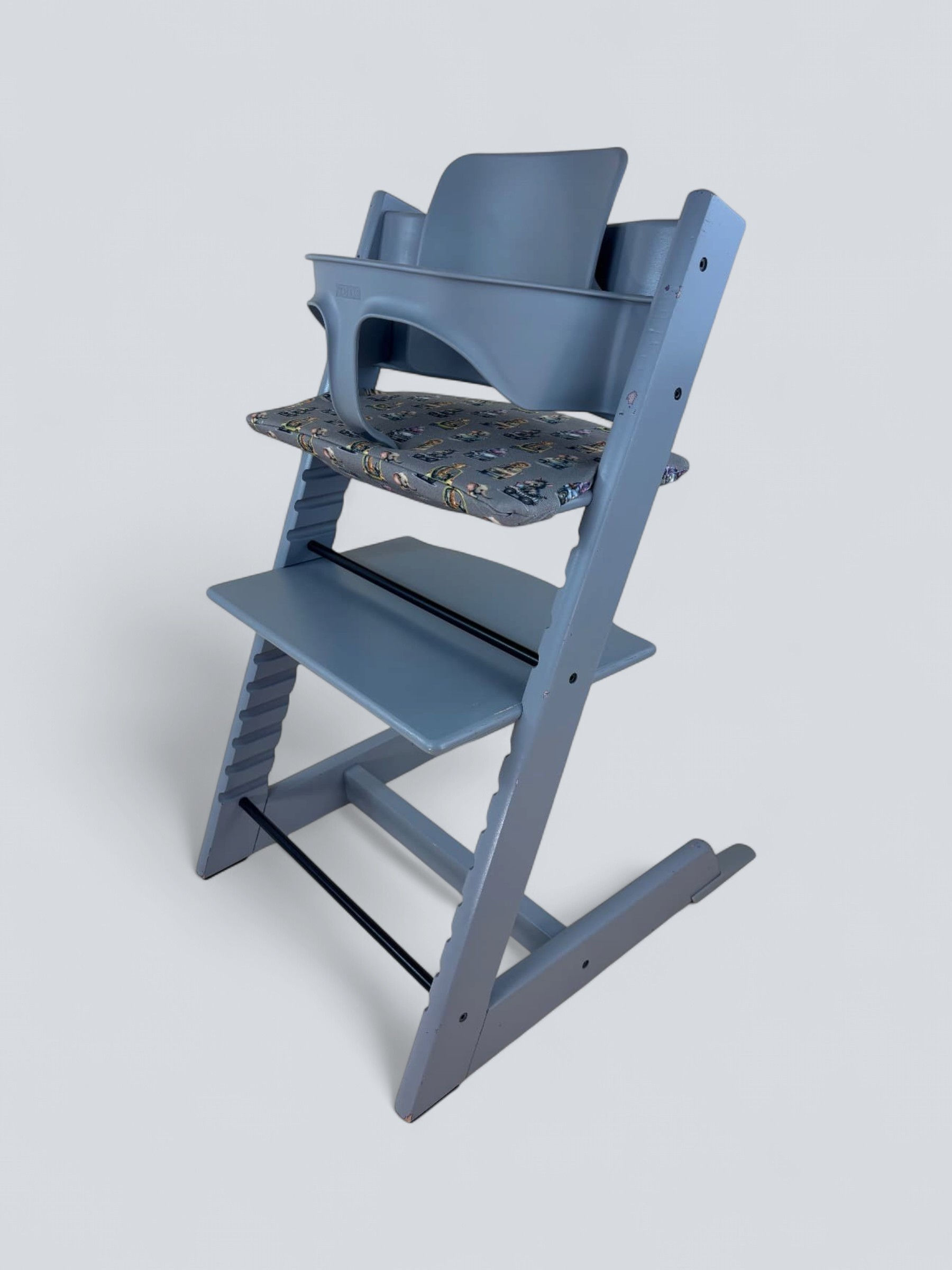Stokke® Tripp Trapp inkl. Babyset & Kissen / Storm Grey / abgenutzter Zustand
