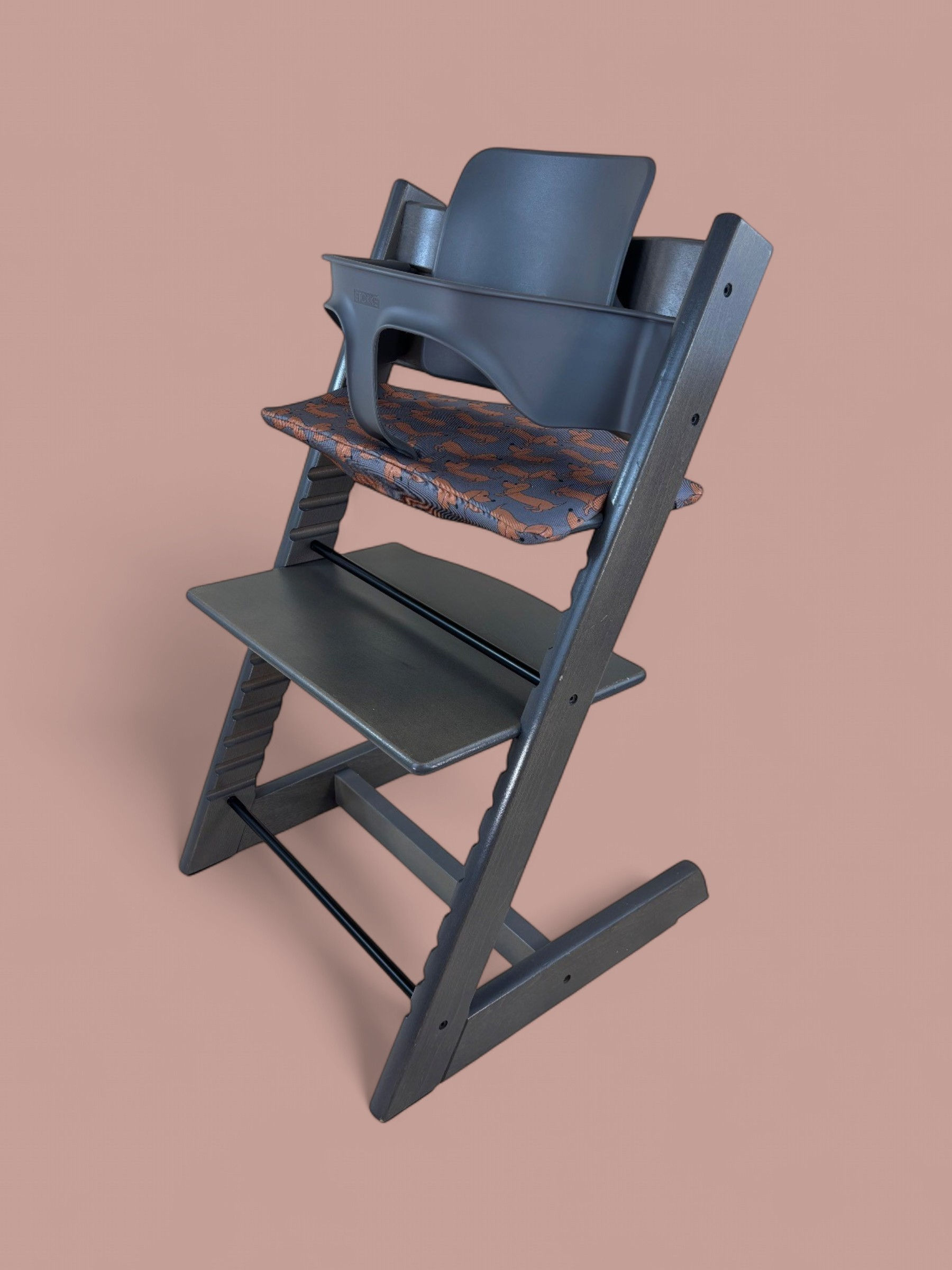 Stokke® Tripp Trapp inkl. Babyset & Kissen / Hazy Grey / Top-Zustand