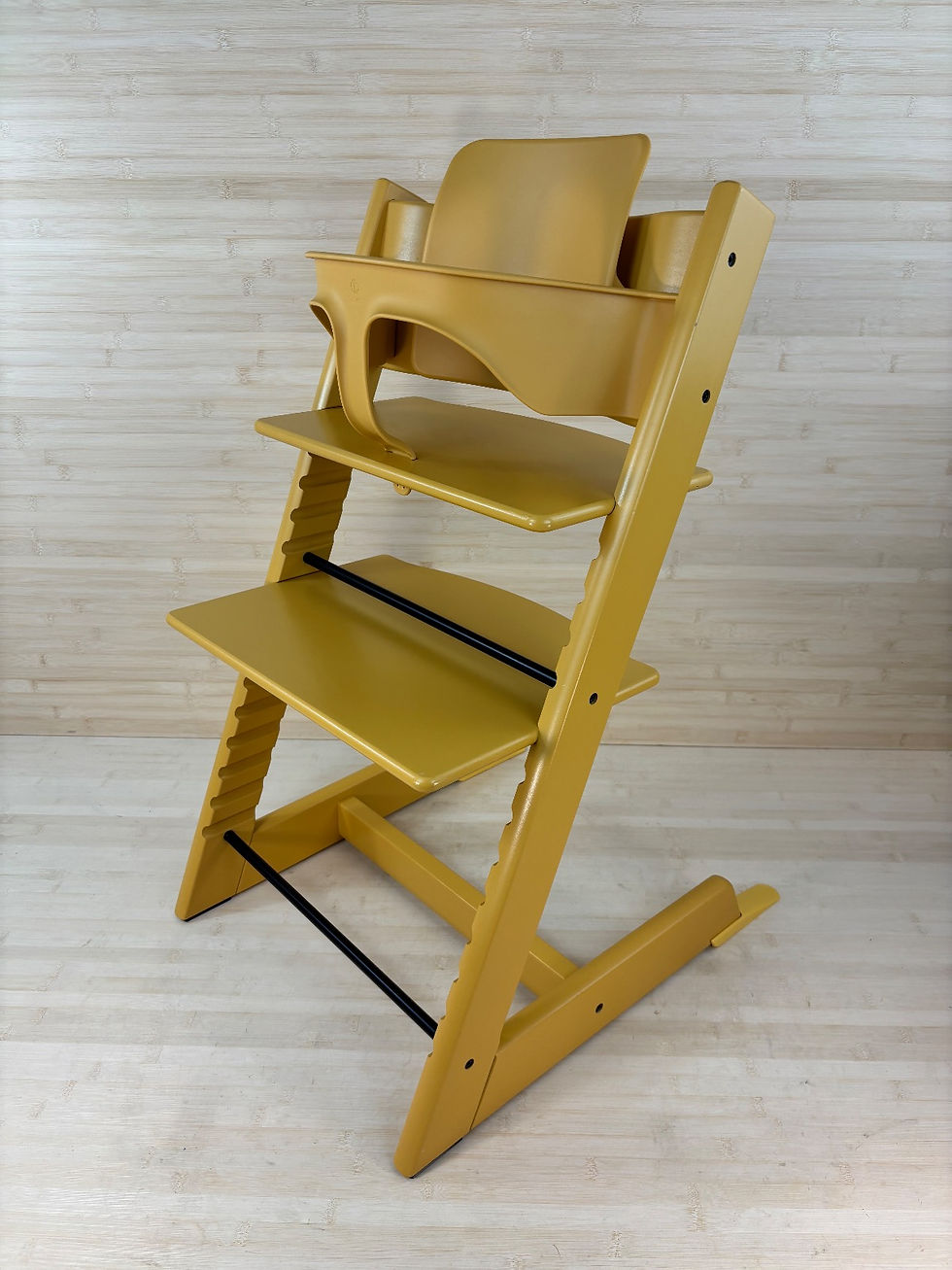Miniaturbild: Stokke® Tripp Trapp inkl. Babyset & Kissen / Sunflower Yellow / Top-Zustand