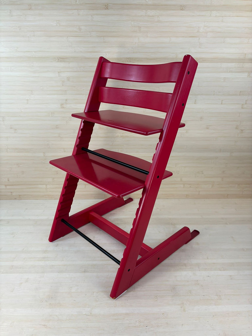 Miniaturbild: Stokke Tripp Trapp inkl. Babyset & Kissen / Rot / guter Zustand