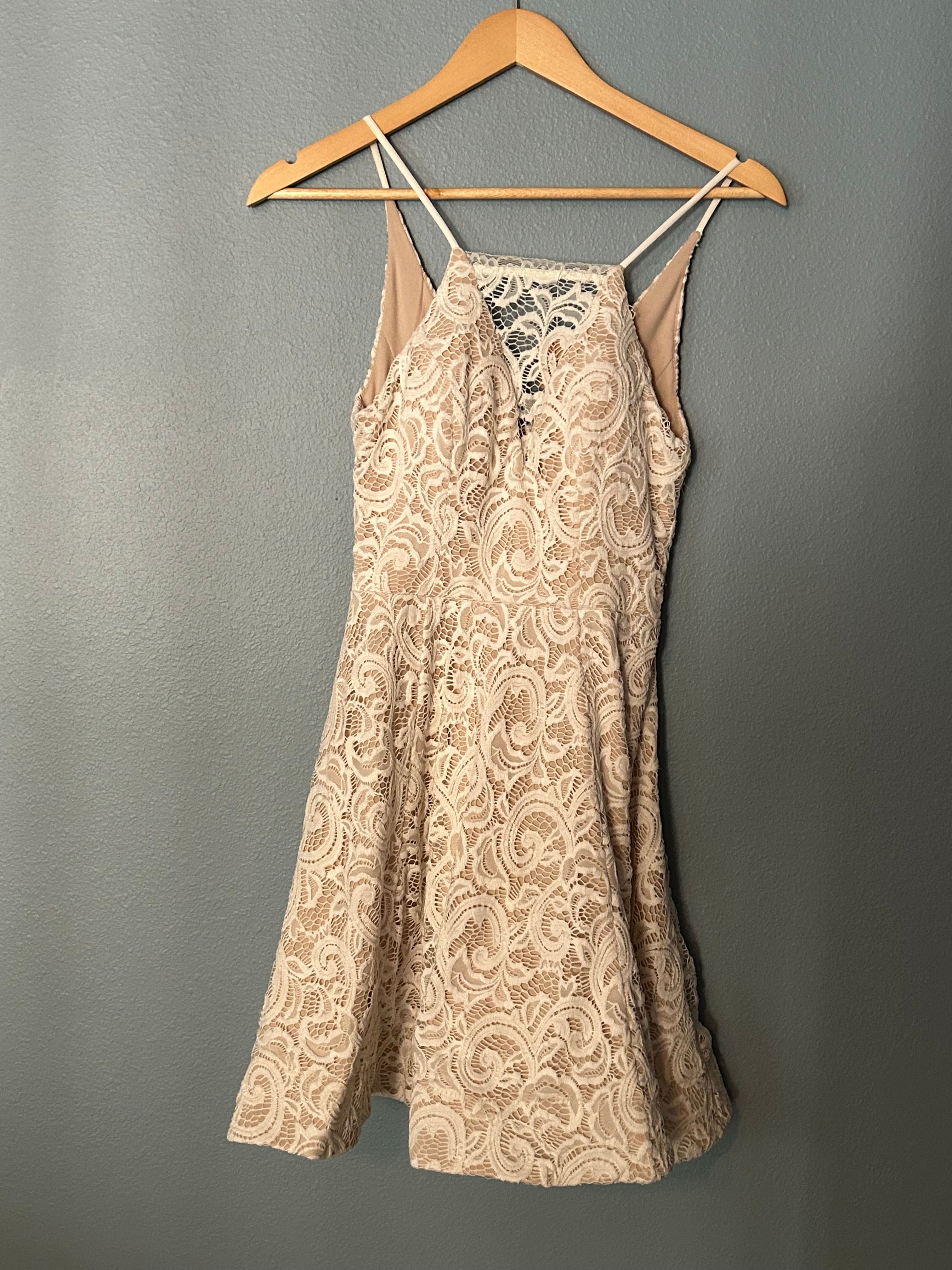Off white lacey dress size 3