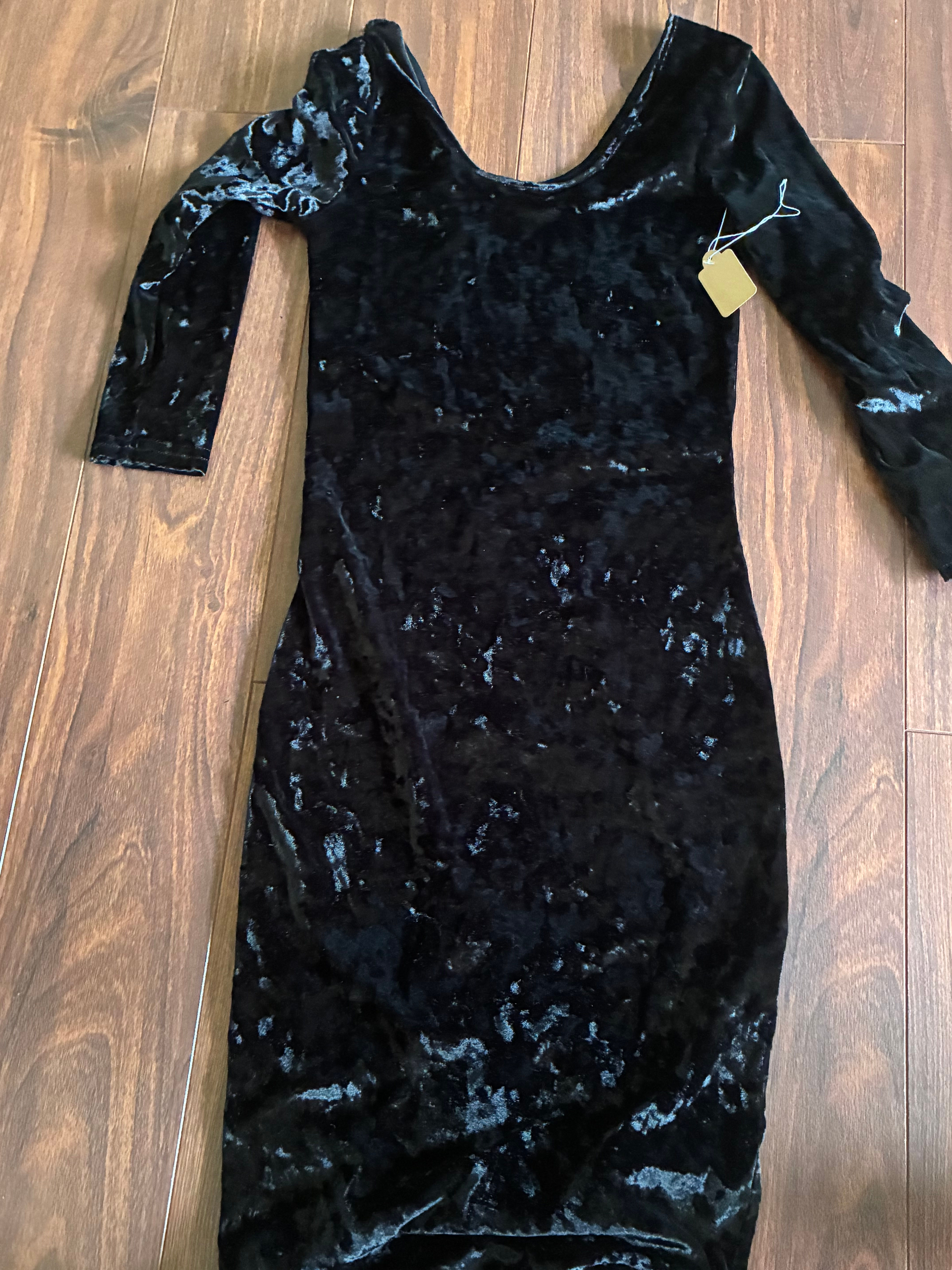Black velvet dress size small