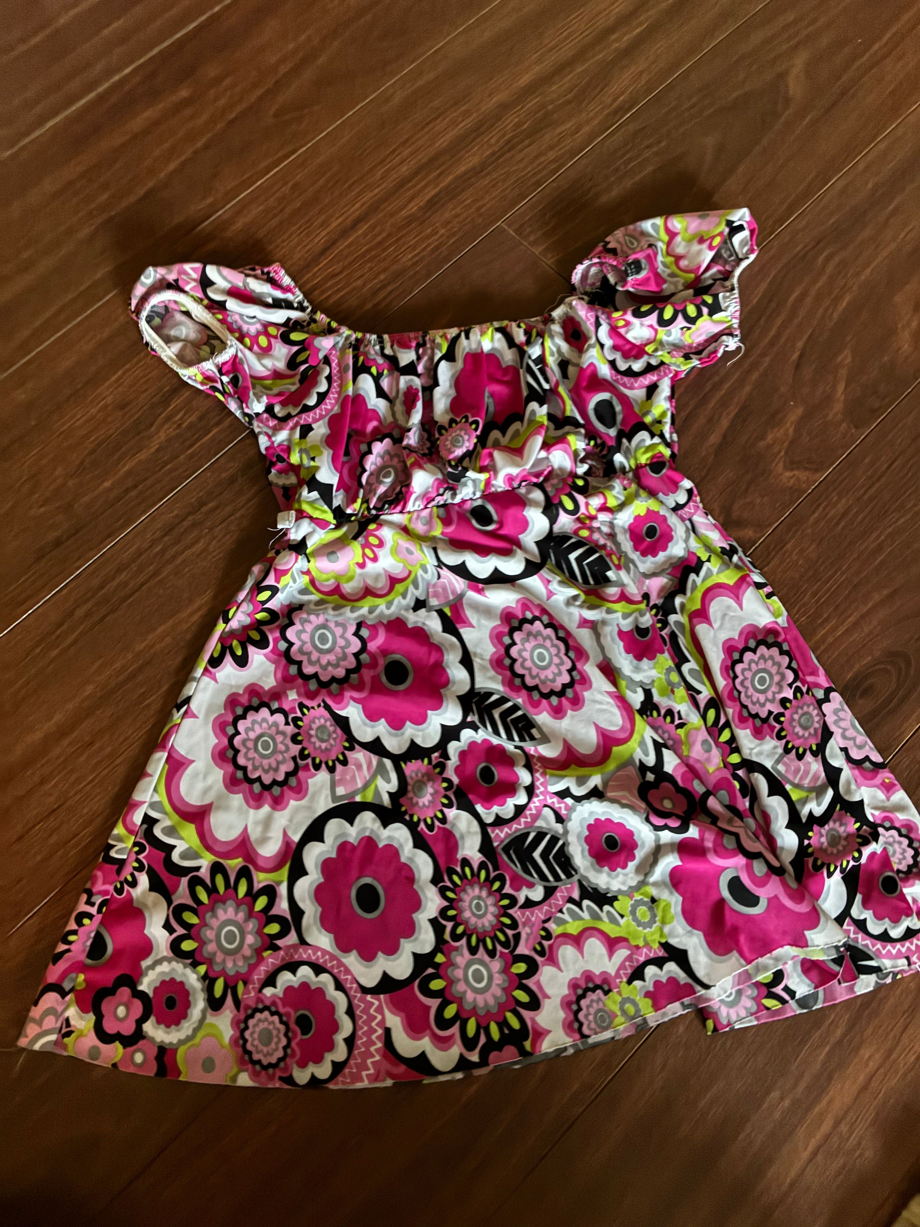 Girls 70's style babydoll top size Y-small
