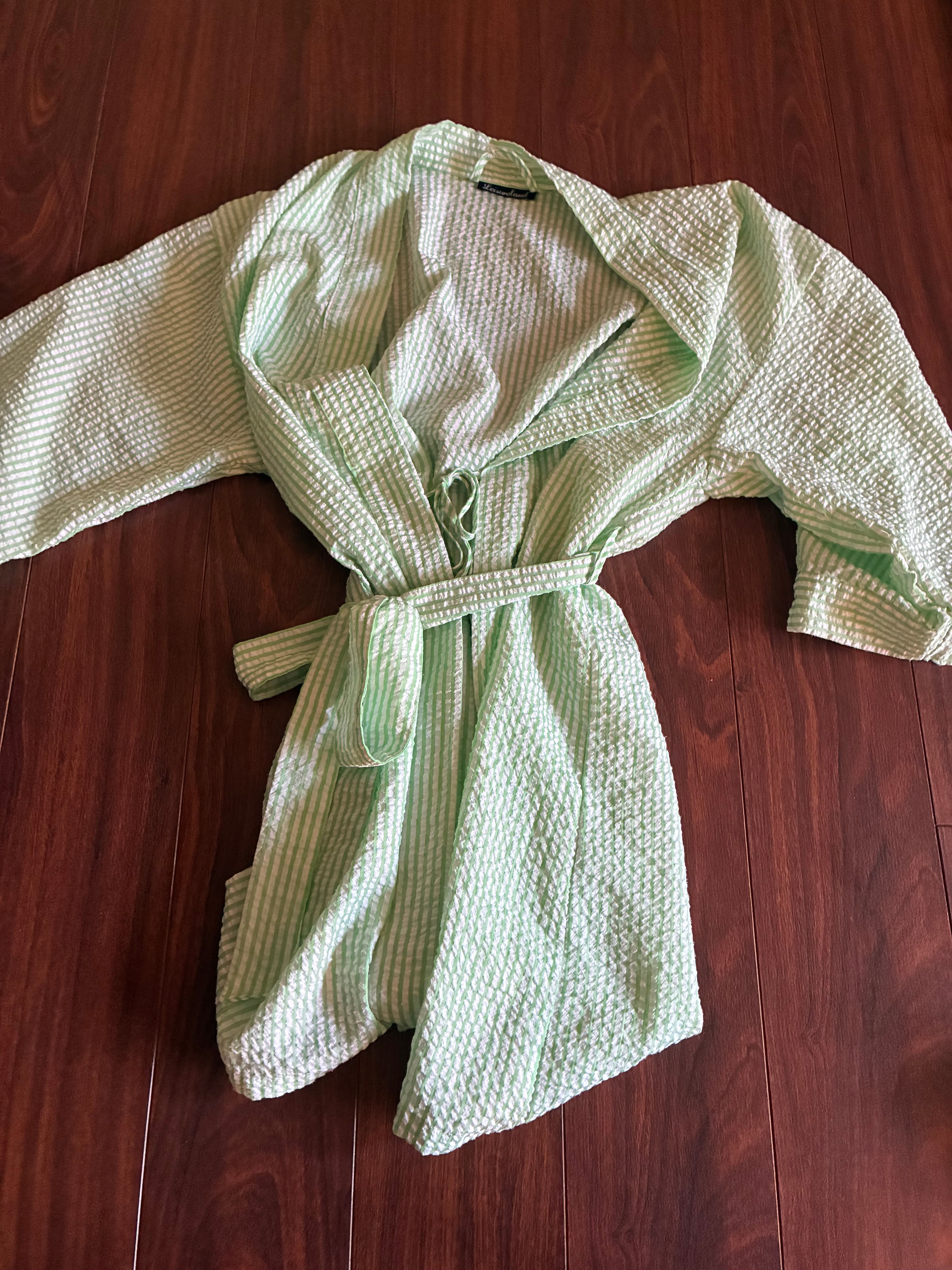 Seersucker Green & White robe One size 