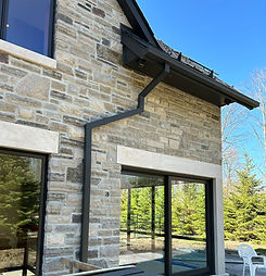 eaves18.jpg