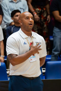 Jose el Grillo Vargas Team Manager, himno nacional en Belo Horizonte, Brasil.