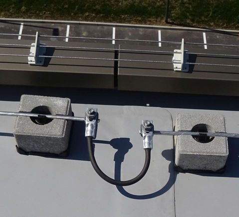 zweireihige Montage von OTES Keramik Elektrosystem zur Vogelabwehr