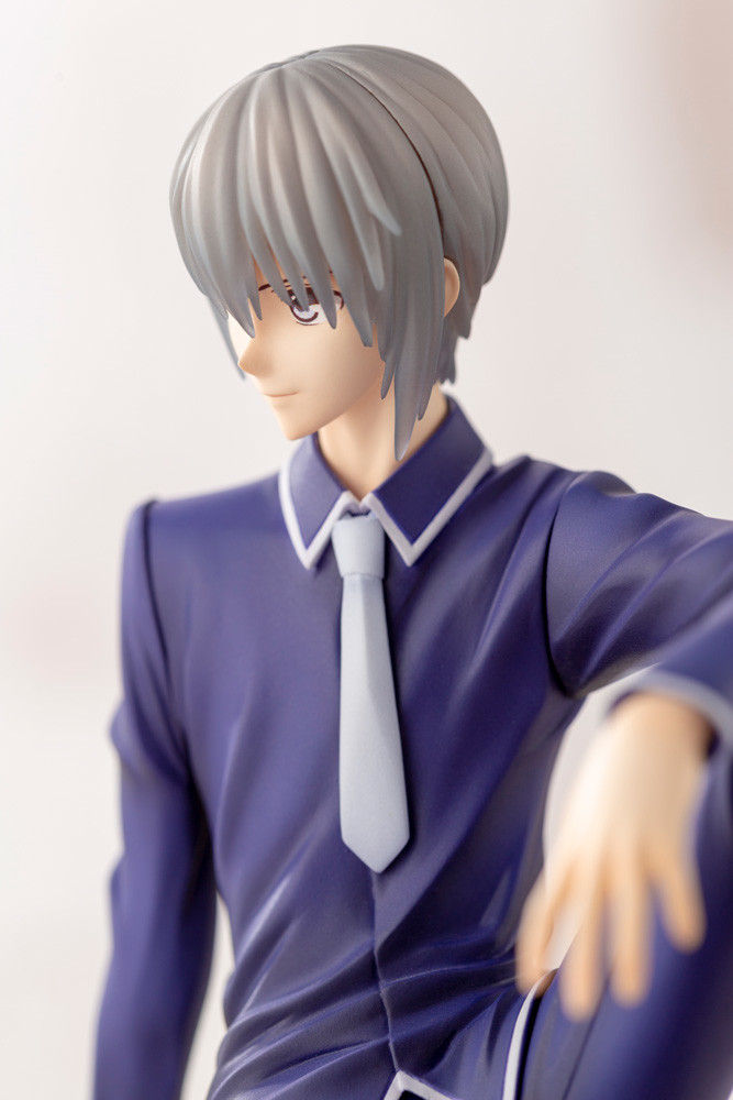 Thumbnail: Fruits Basket - Souma Yuki - ARTFX J - 1/8 (Kotobukiya)
