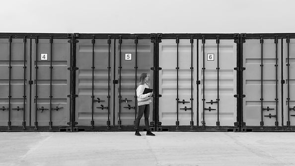 long-shot-woman-logistic-center.jpg