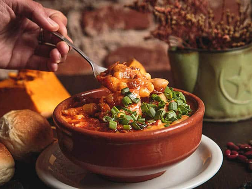 El locro del 1° de Mayo llega con fuertes aumentos en Córdoba