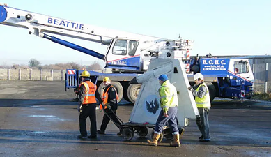 Offloading the Canberra PR.9 bomber jet XH131 with Beatties' Crane outside Hangar 1 at the Ulster Aviation Society in December 2010