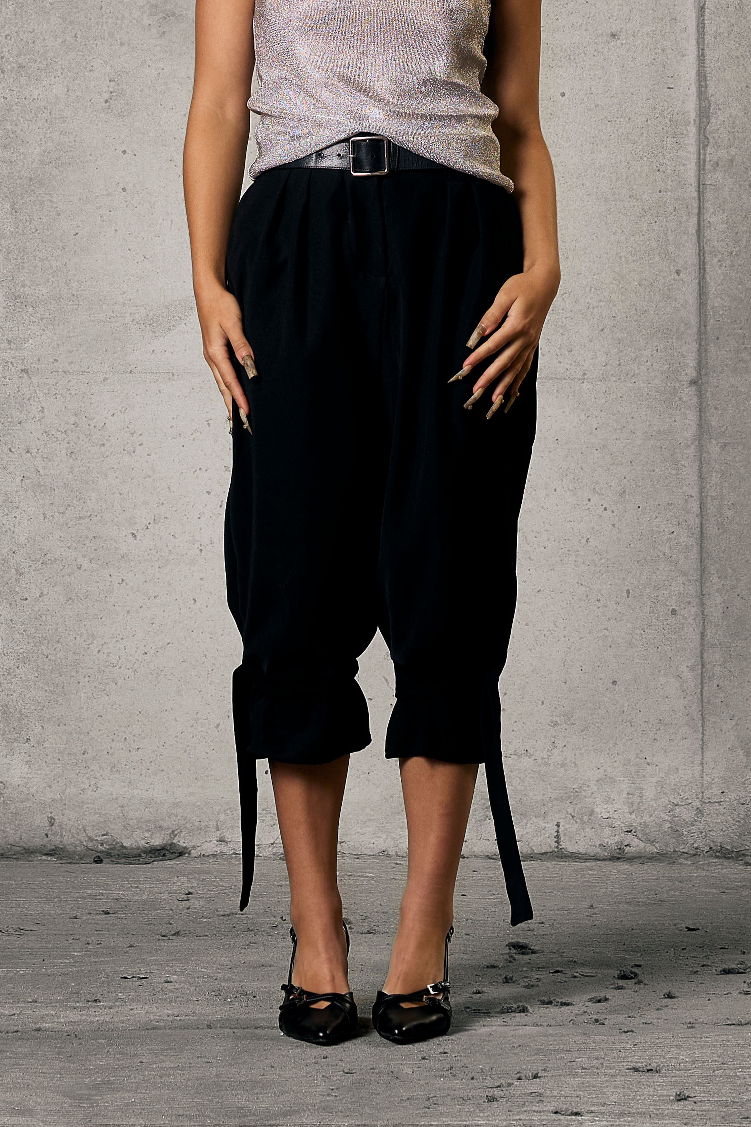 DROP-CROTCH TROUSERS