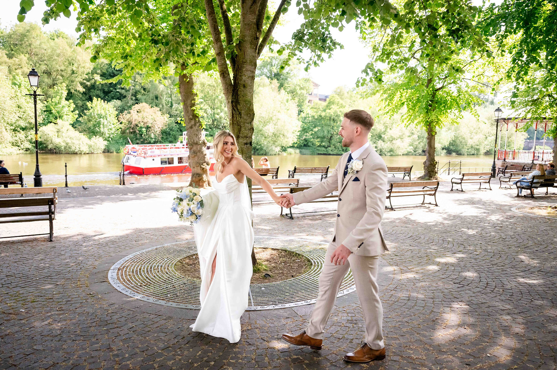 Old Palace Chester wedding photographer-83.jpg