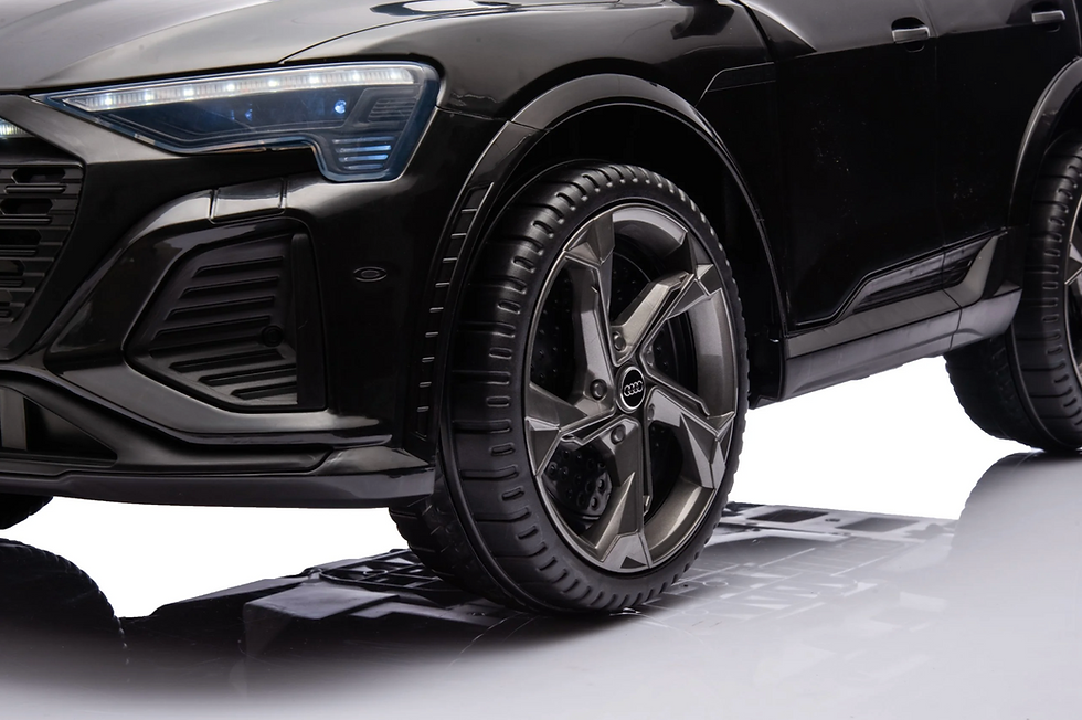 Thumbnail: Audi SQ8 - 12V Electric Ride On