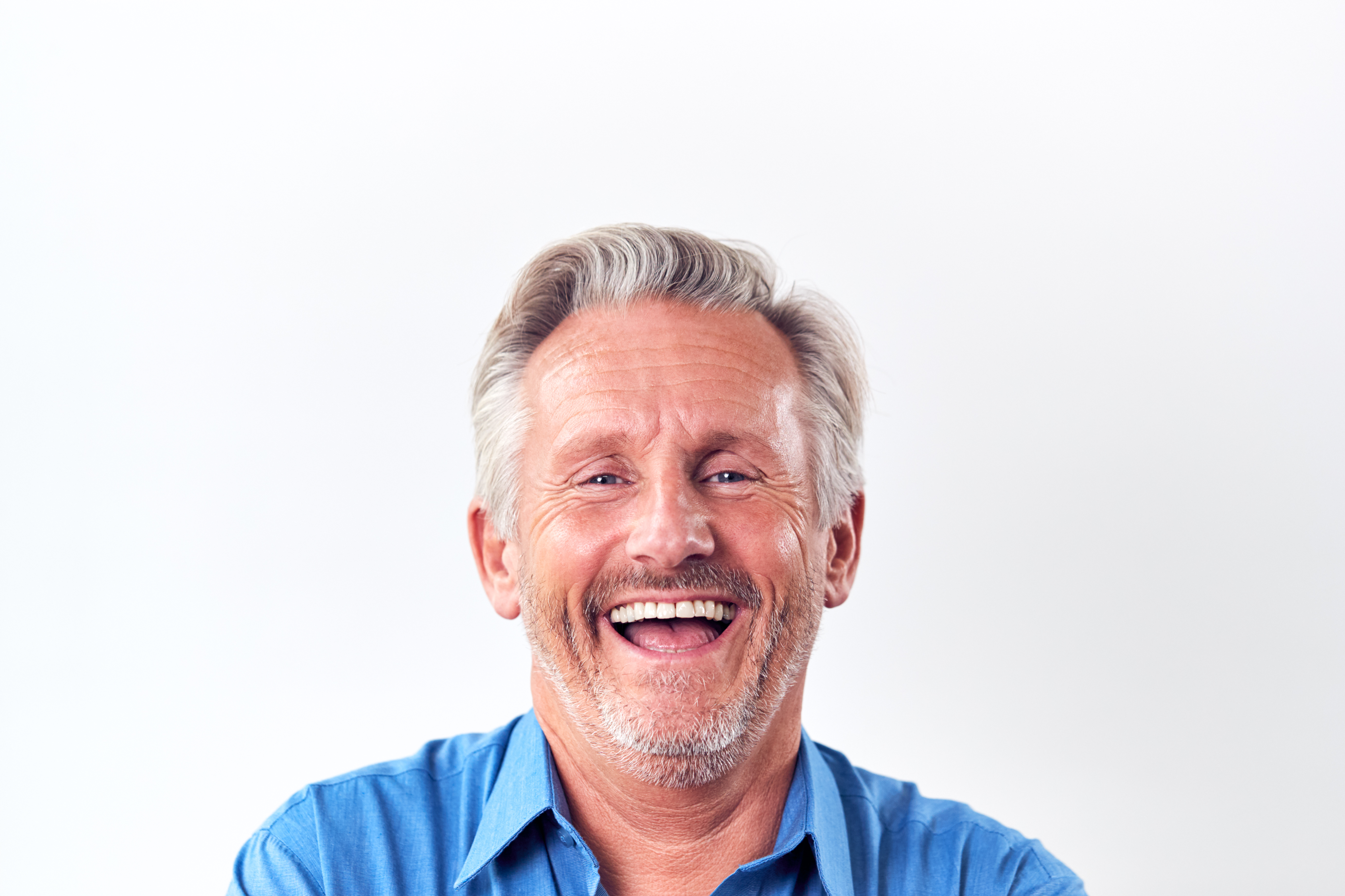 studio-shot-of-mature-man-against-white-background-2026-01-05-06-31-08-utc.jpg