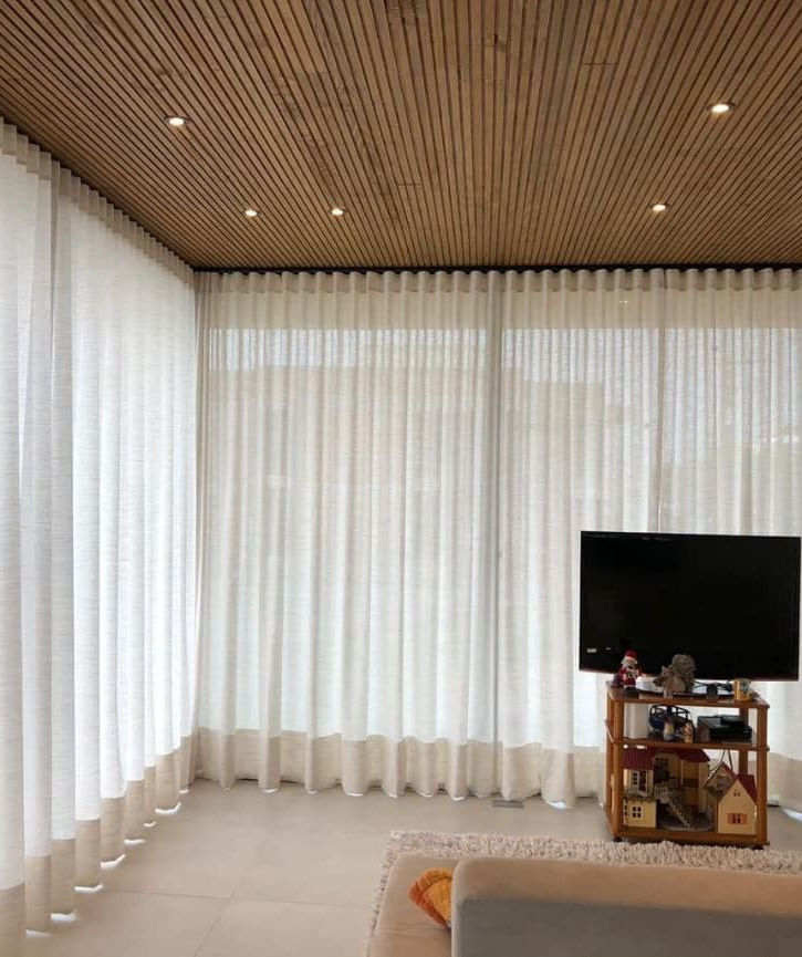 Cortinas e persianas com qualidade Decora Brazil