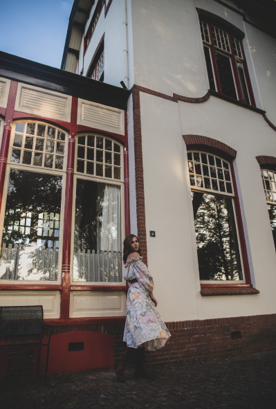 Model: Rachelle Buining
Locatie: Villa de Beuk Stadskanaal, 2022
Fotograaf Dorien van der Vlag