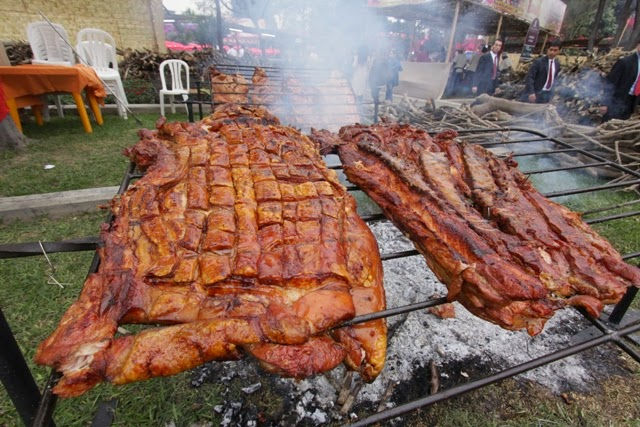 Preparacion del Chancho al Palo