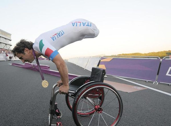 zanardi2012-kKG-U3190689690962ufH-656x492_Corriere-Web-Sezioni.jpg