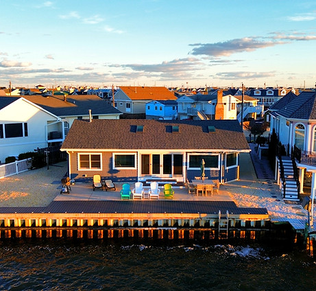 sunsethouse_edited.jpg