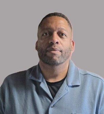 Ronnie .jpg
