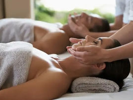 The Best Couples Massage Experience in Scarborough: Book Your Relaxing Escape at Massage Well4U RMT Clinic