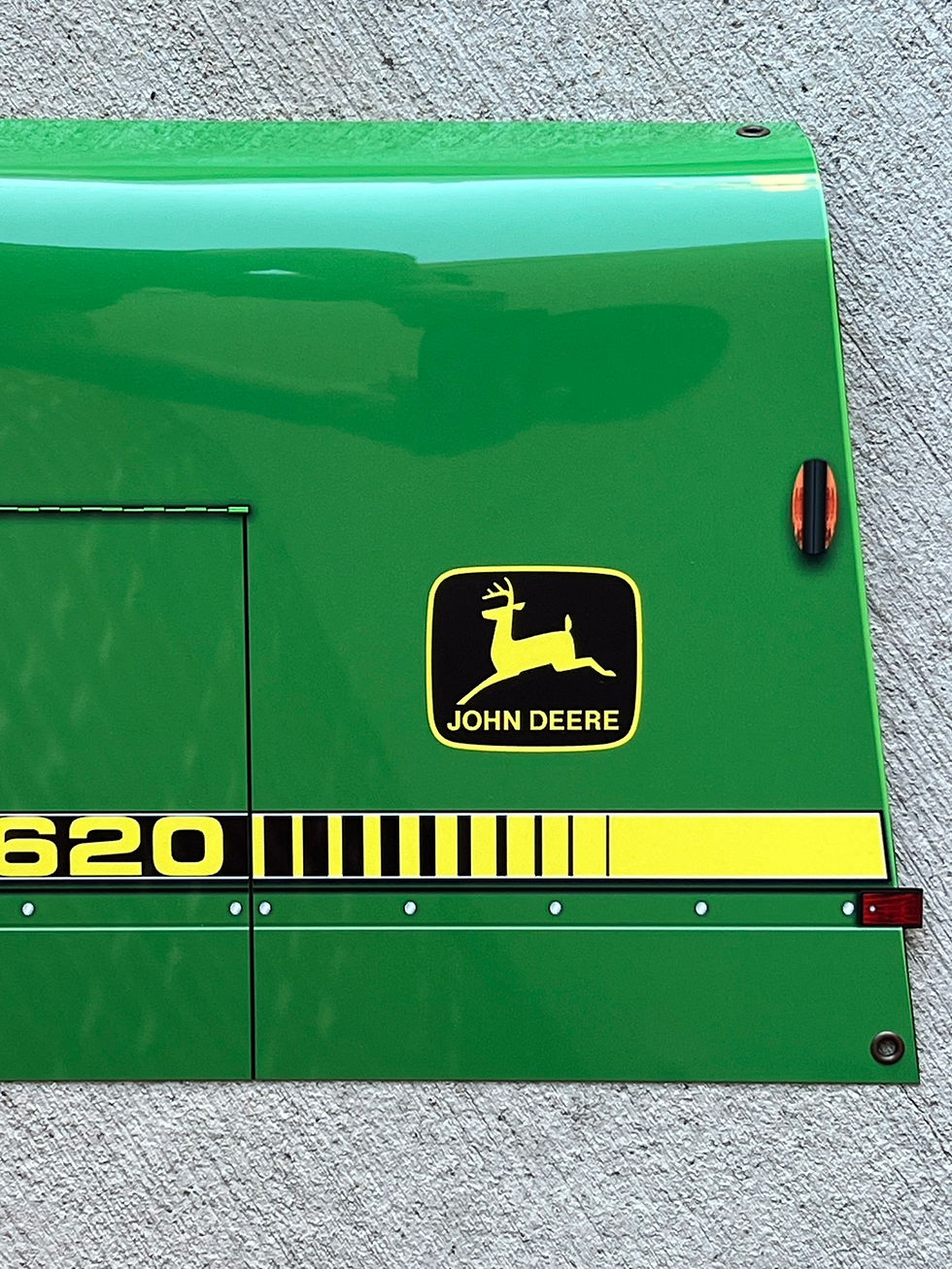 Thumbnail: John Deere Side Hill 6620 Combine