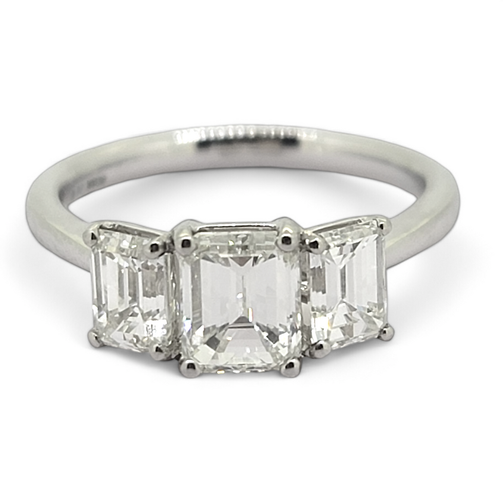 Thumbnail: Emerald Cut Three Stone Diamond Ring Cs1.14 Sides1.20 Gvs2 szN Platinum