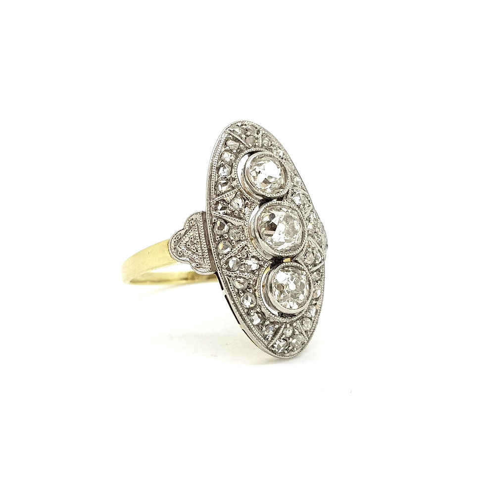 Art Deco style diamond ring in 18 carat gold and platinum