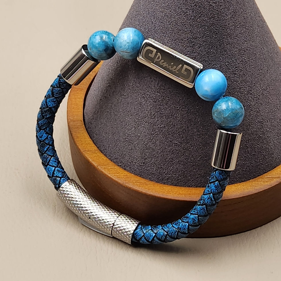 Thumbnail: Aquila Blue-Ocean Apatite
