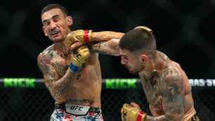 Who is the best lightweight fighter in the UFC?