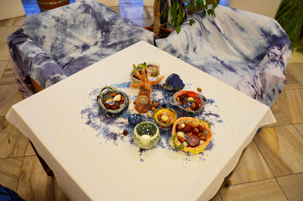 výstava v patře jižního křídla DK