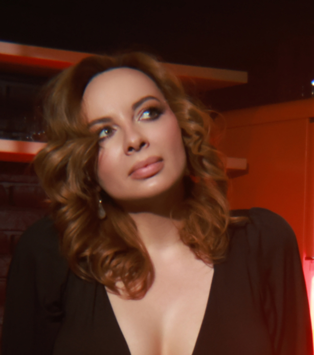 Writer: Laura Eremia