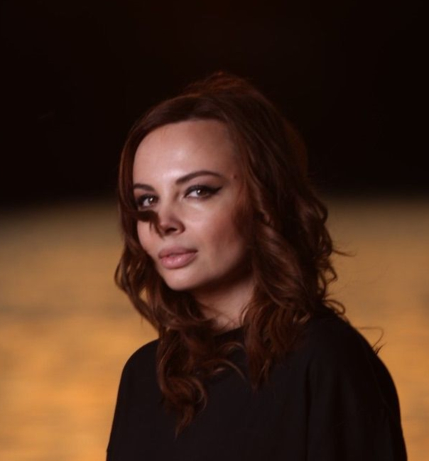 Writer: Laura Eremia