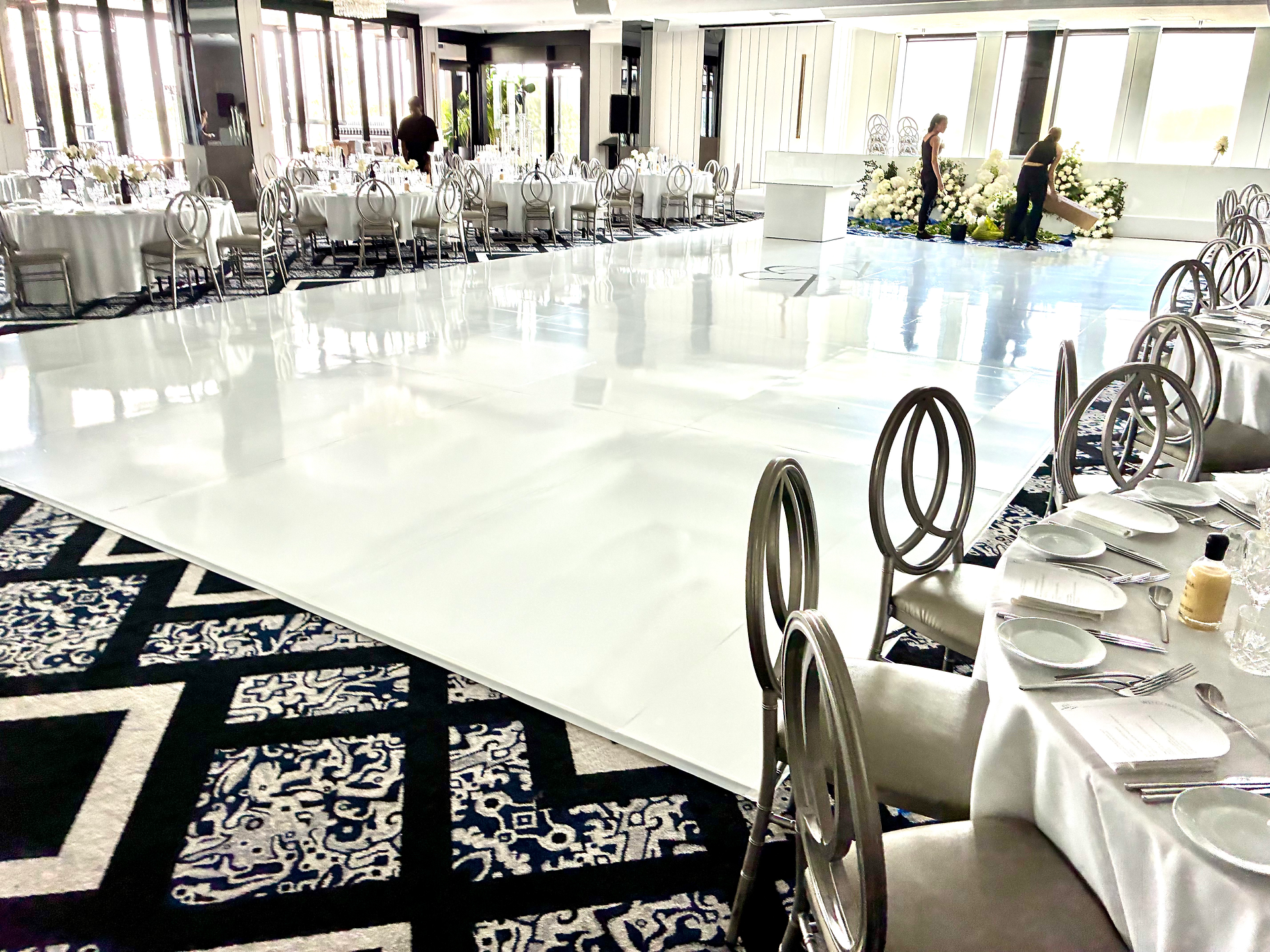 Le Montage White Dance Floor
