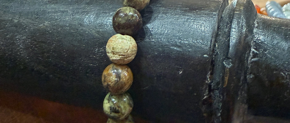 BRACELET OPALE FOSSILISEE PERLES 8MM
