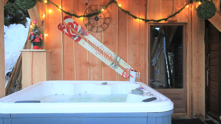 hot tub2.jpg