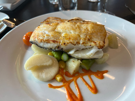 HX Hurtigruten Pole to Pole