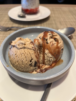 HX Hurtigruten Pole to Pole