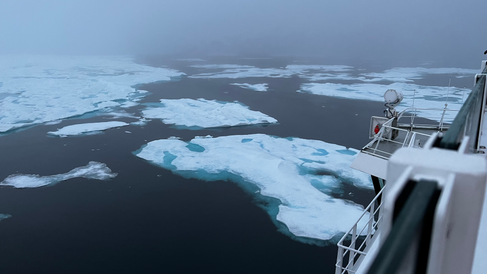 HX Hurtigruten Pole to Pole