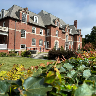 HX Hurtigruten Pole to Pole