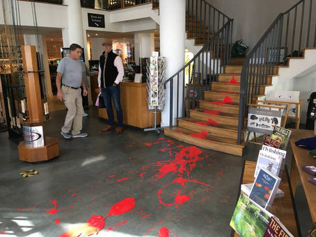 Hunting Shop Painted Red & Pall Mall Brought to a Standstill