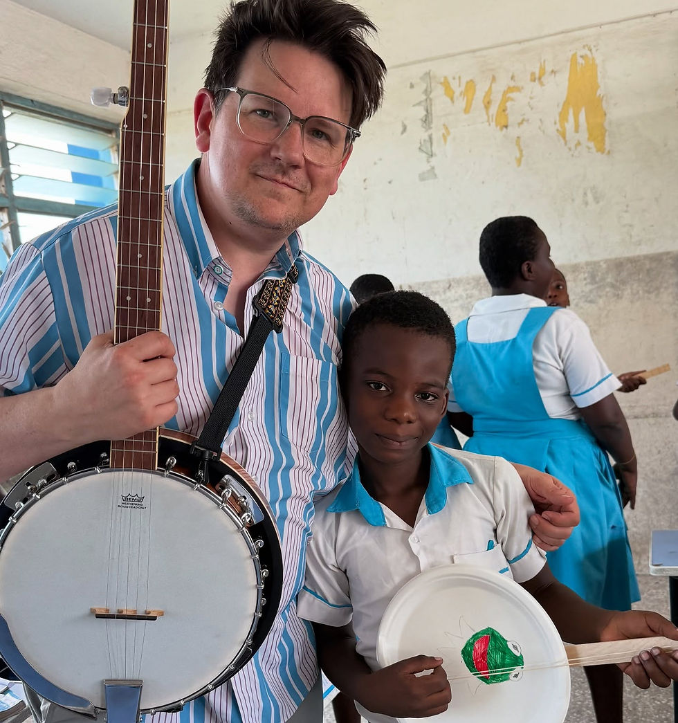 Lucas and banjo activity