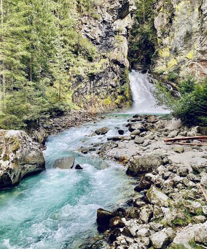 Tosendes Wasser